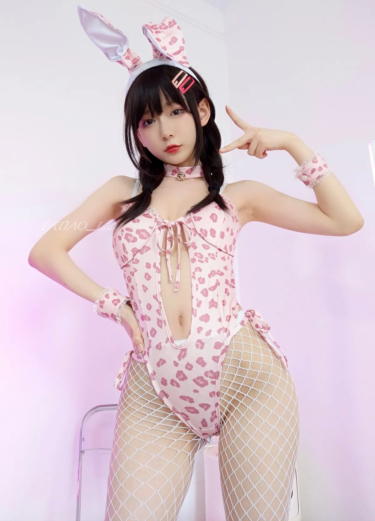 网络美女迷之呆梨04月合集主题性感牛仔服系列+情趣服饰秀完美身材诱惑写真132P