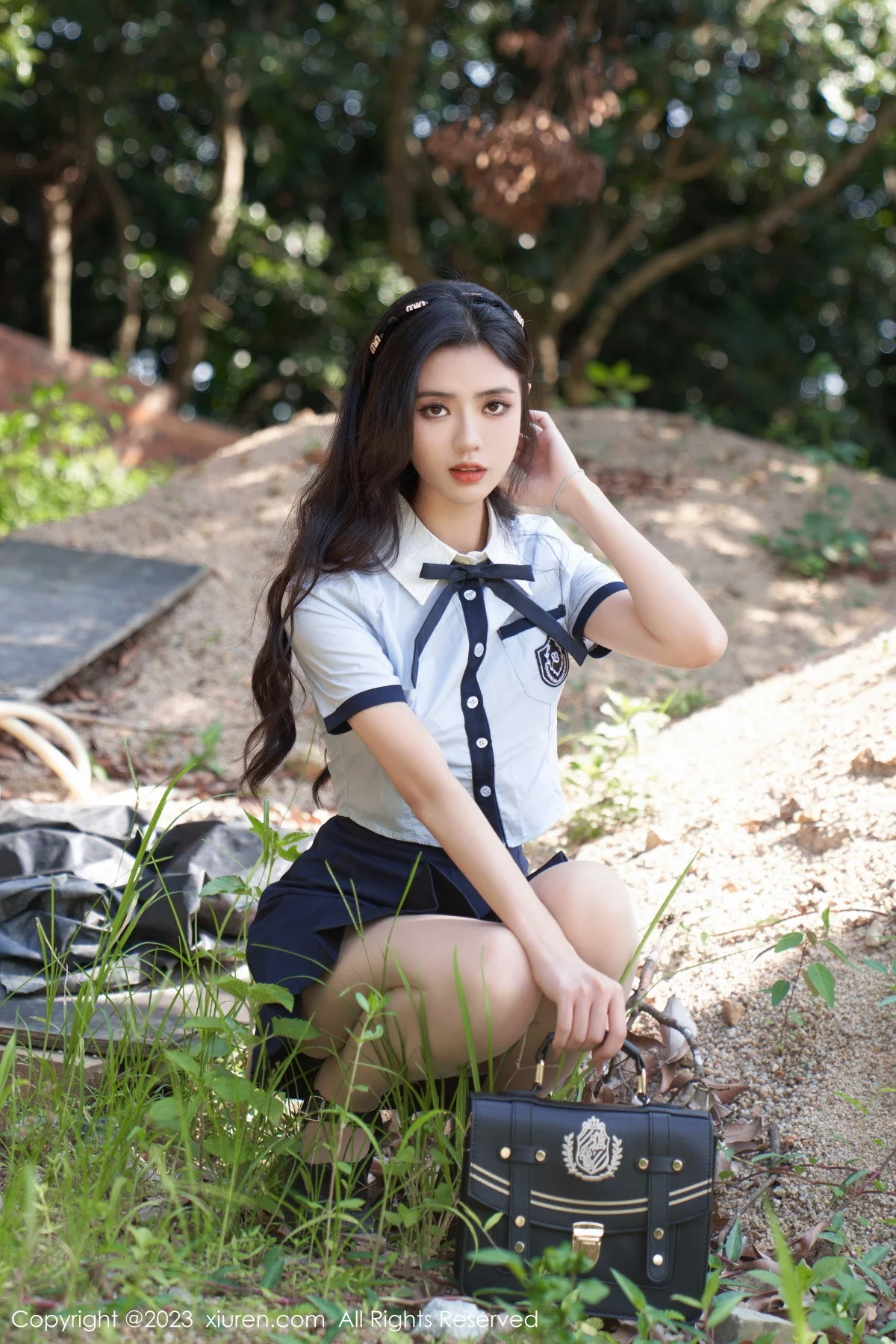 XiuRen第7028期_模特浅浅Danny户外脱性感Jk露粉色蕾丝内衣秀完美身材诱惑写真95P