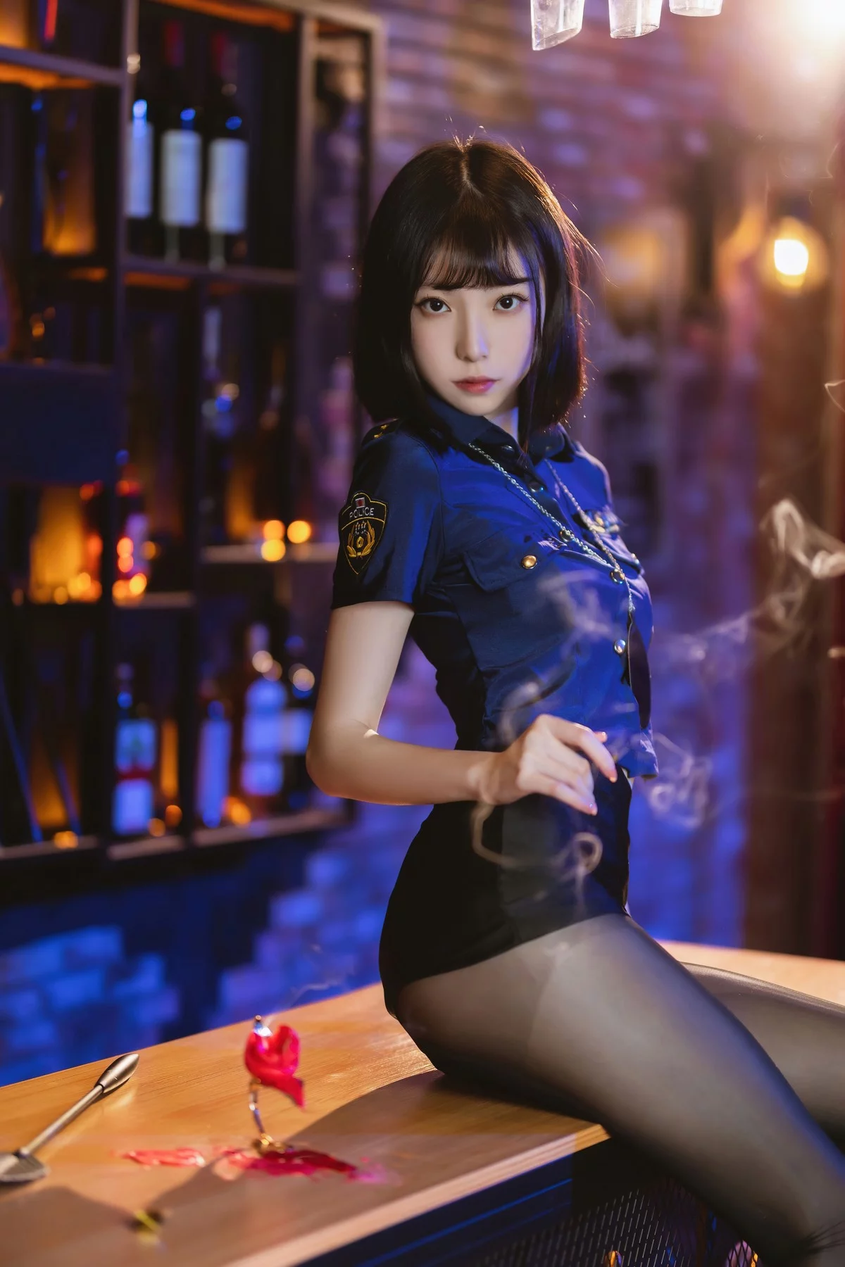 网络美女许岚LAN黑丝女警主题性感女警制服配超薄黑丝秀翘臀美腿诱惑写真60P