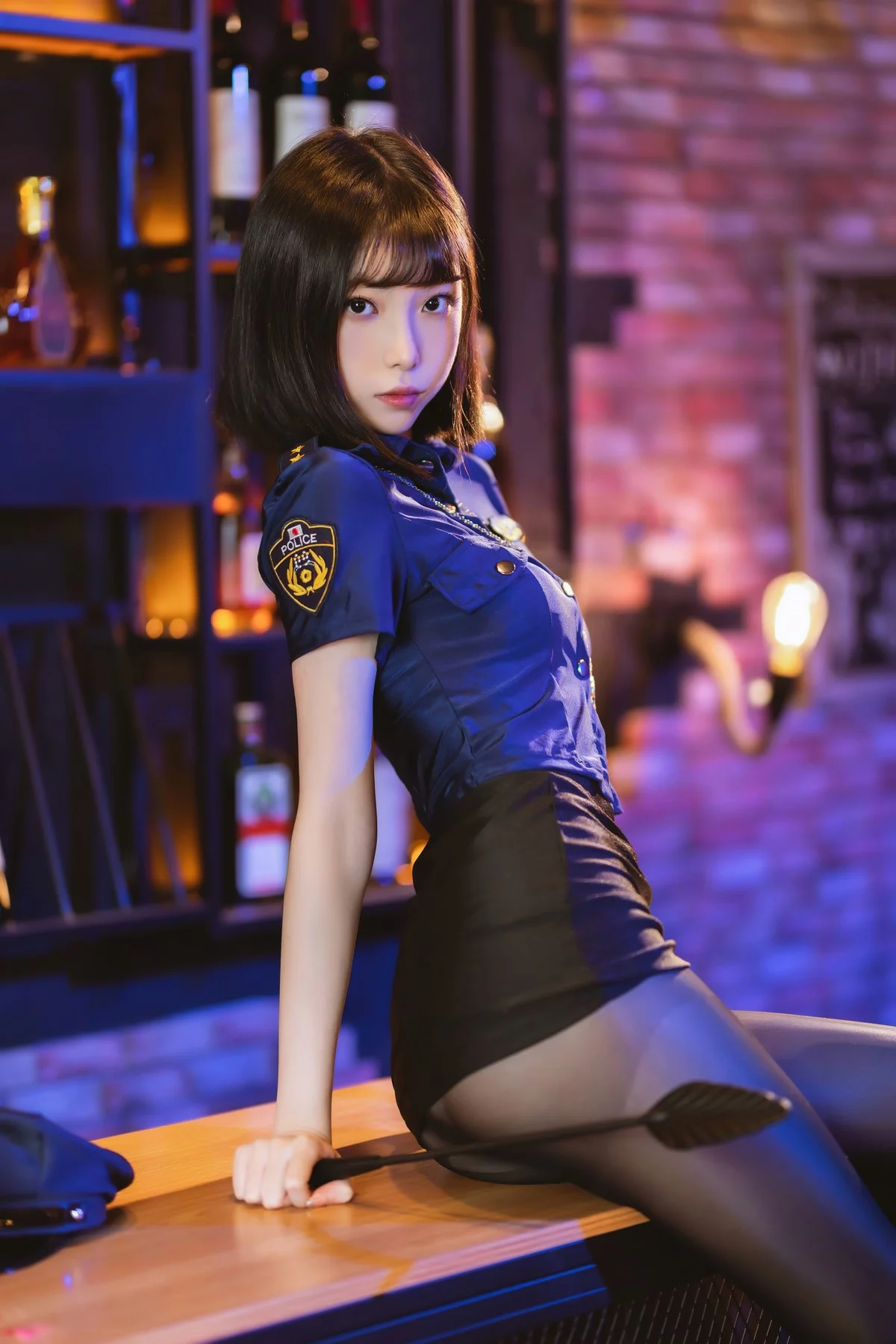 网络美女许岚LAN黑丝女警主题性感女警制服配超薄黑丝秀翘臀美腿诱惑写真60P