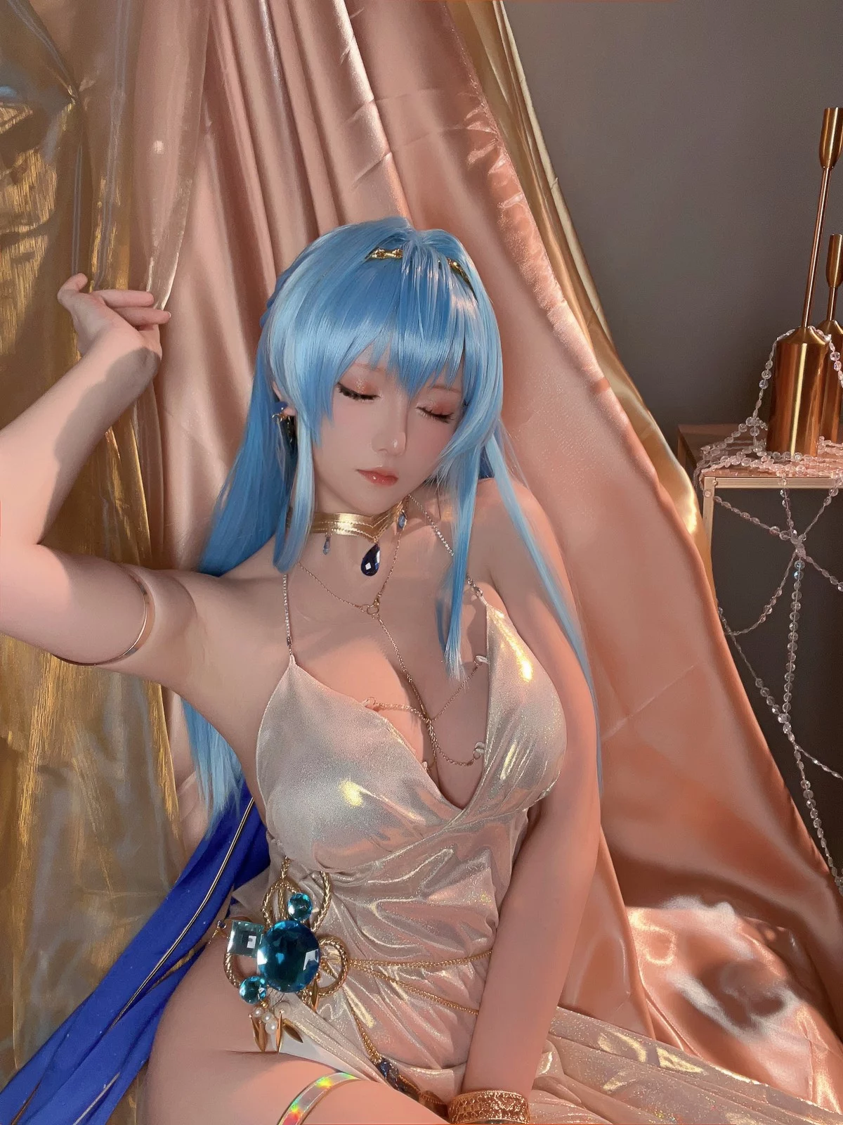 Coser小姐姐星之迟迟四月计划主题私房性感多套服饰秀丰满身材惹火诱惑写真359P