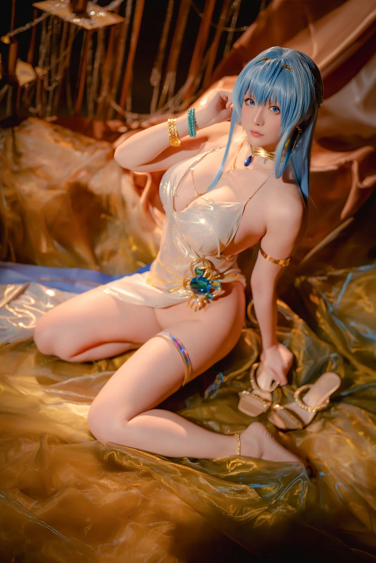Coser小姐姐星之迟迟四月计划主题私房性感多套服饰秀丰满身材惹火诱惑写真359P