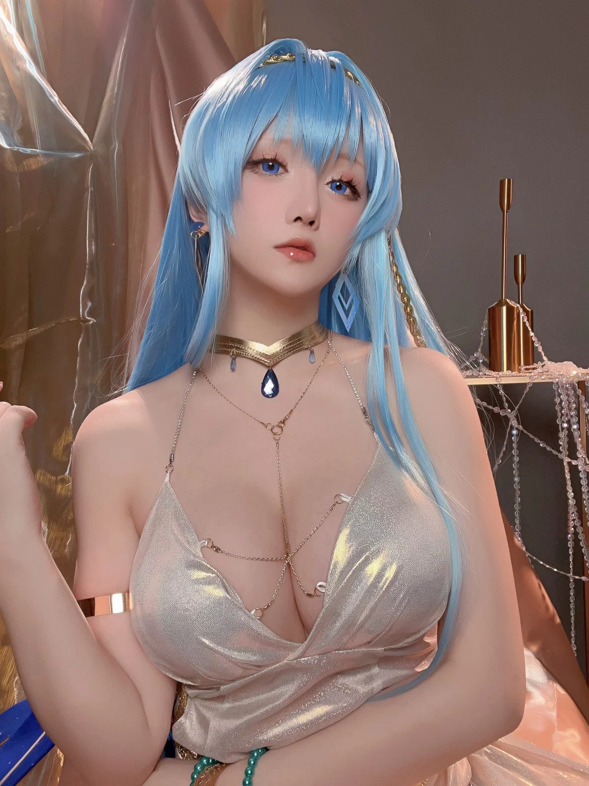 Coser小姐姐星之迟迟四月计划主题私房性感多套服饰秀丰满身材惹火诱惑写真359P