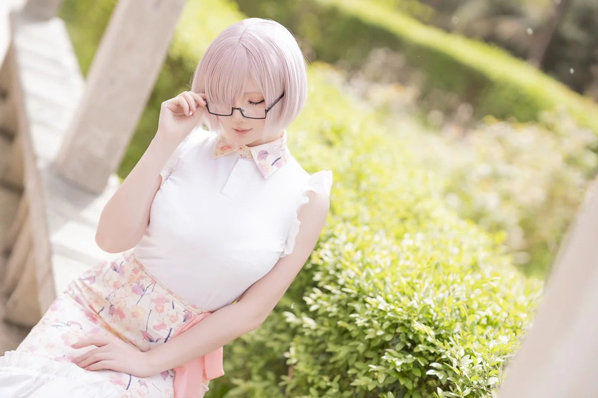 Coser小姐姐星之迟迟四月计划主题私房性感多套服饰秀丰满身材惹火诱惑写真359P