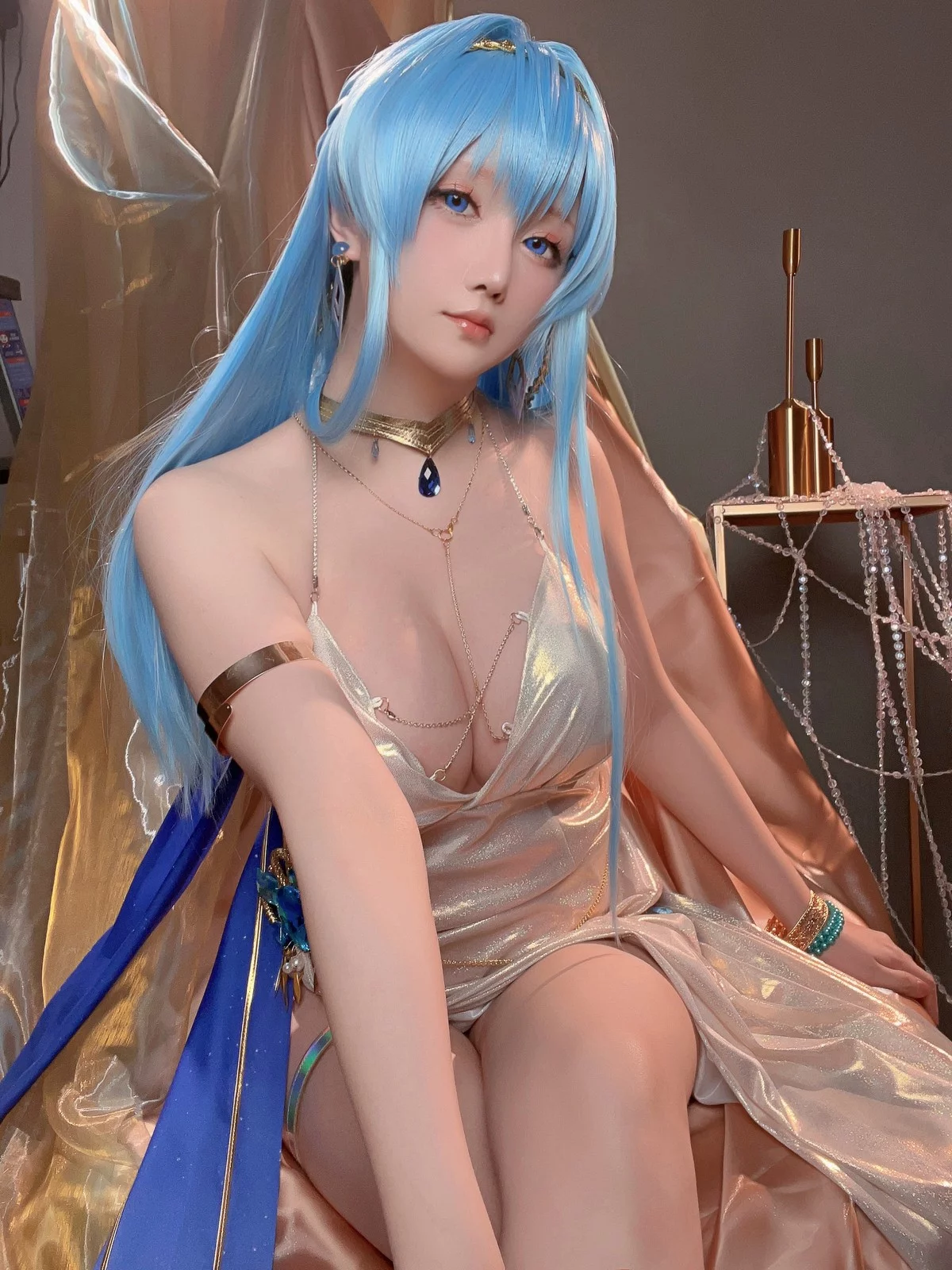 Coser小姐姐星之迟迟四月计划主题私房性感多套服饰秀丰满身材惹火诱惑写真359P