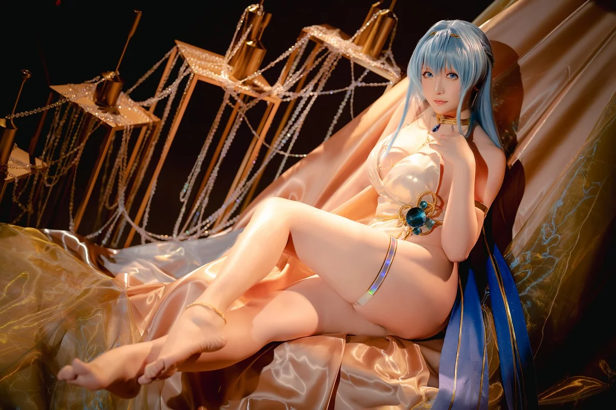 Coser小姐姐星之迟迟四月计划主题私房性感多套服饰秀丰满身材惹火诱惑写真359P