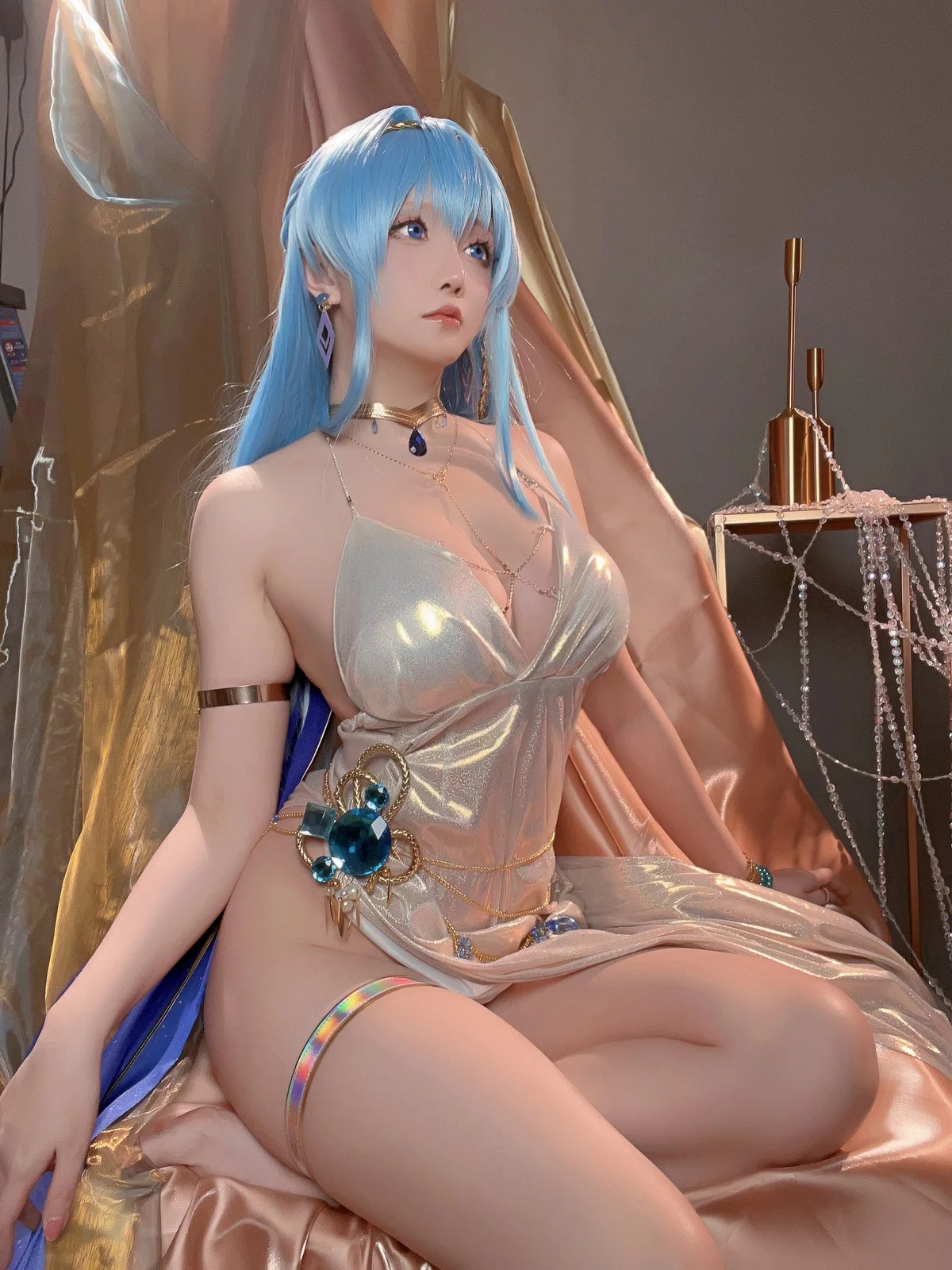 Coser小姐姐星之迟迟四月计划主题私房性感多套服饰秀丰满身材惹火诱惑写真359P
