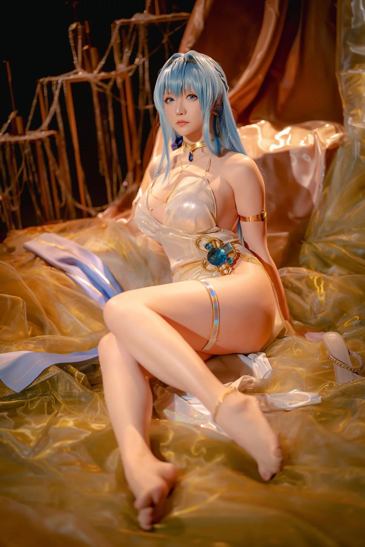Coser小姐姐星之迟迟四月计划主题私房性感多套服饰秀丰满身材惹火诱惑写真359P