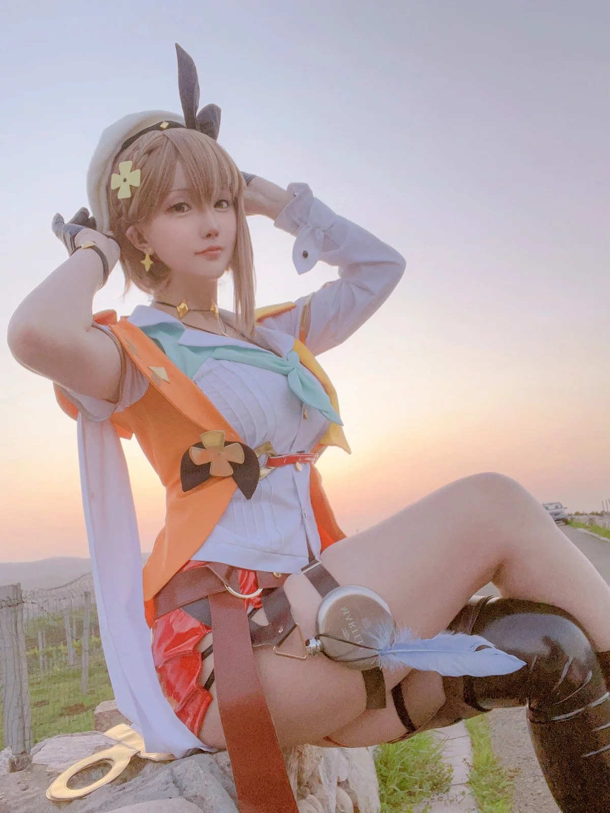 Coser小姐姐星之迟迟四月计划主题私房性感多套服饰秀丰满身材惹火诱惑写真359P