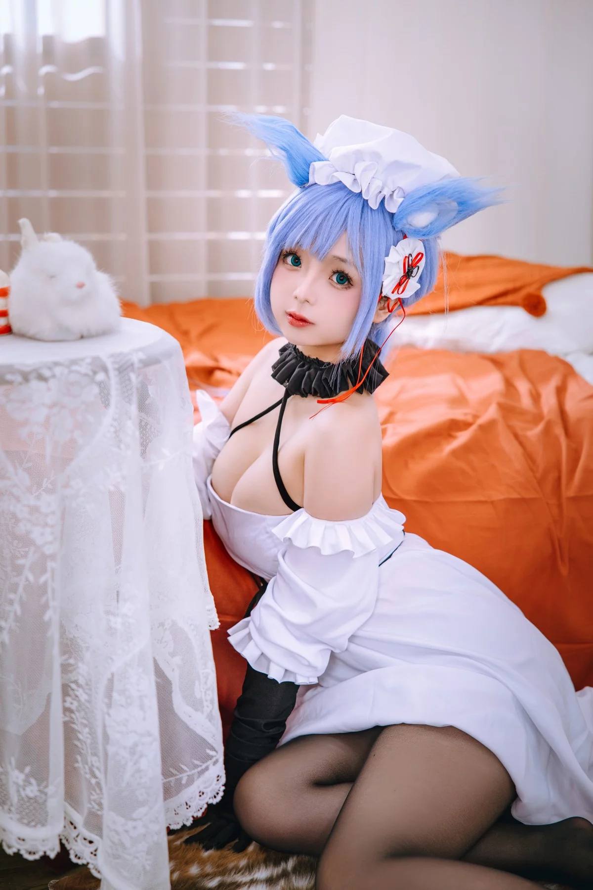 Cosplay美女日奈娇神通Cos主题性感女仆装配超薄黑丝半脱秀丰满身材诱惑写真95P