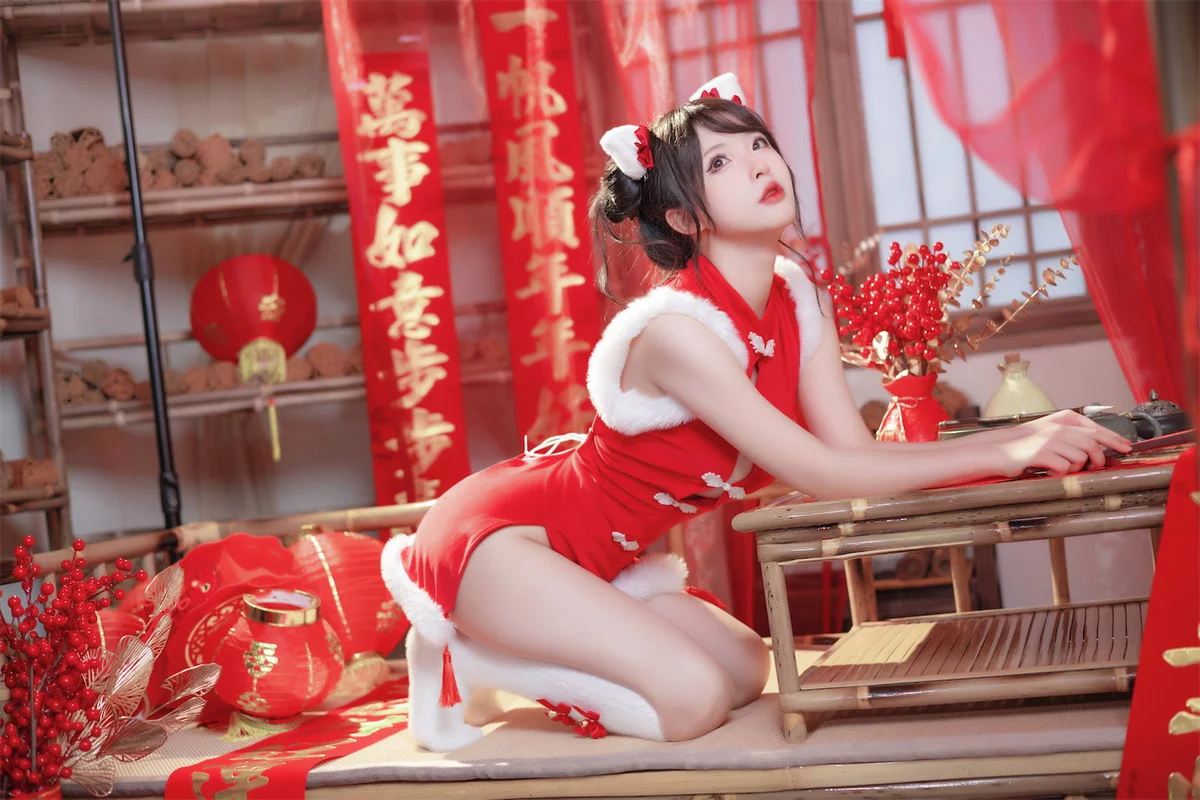 性感尤物清水由乃2023新年旗袍主题性感红色高开旗袍配白丝袜秀美腿诱惑写真77P