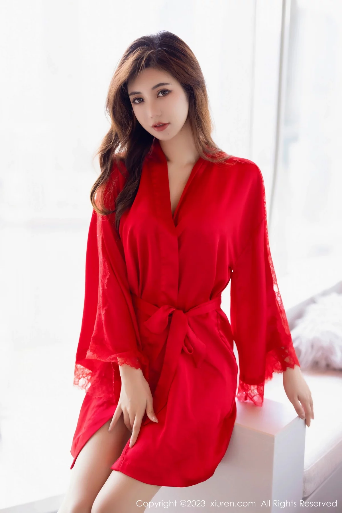 XiuRen第7043期_女神绮里嘉ula性感红色睡裙露红色蕾丝内衣配原色丝袜诱惑写真87P