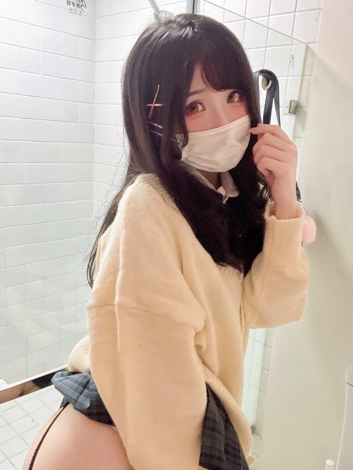 网络美女rioko凉凉子我的青梅主题私房半脱露超薄黑丝配粉色蕾丝内衣诱惑写真94P