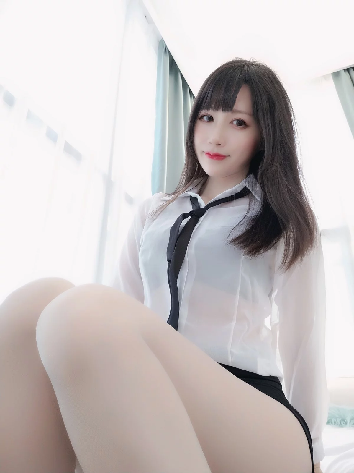 网络美女木之本果秘书下班后主题性感薄透白T配黑短裙秀惹火身材撩人诱惑写真108P