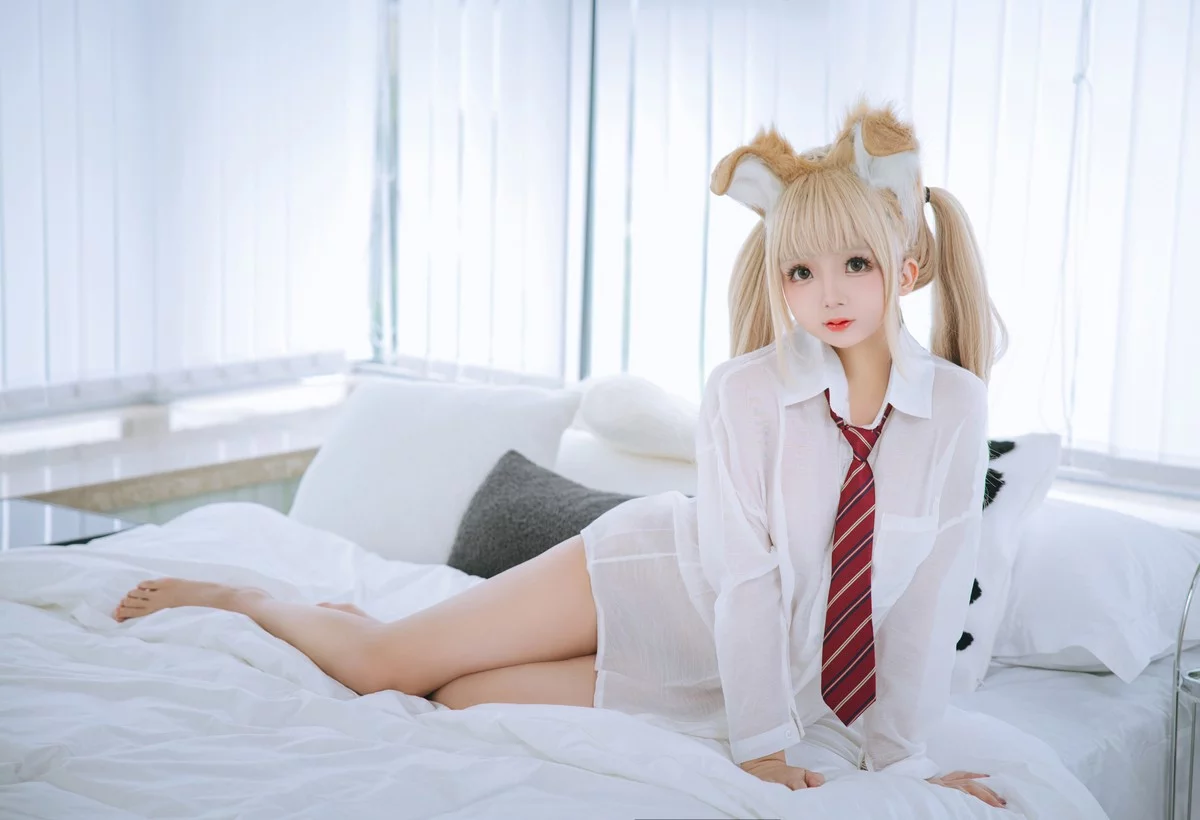 Cosplay美女日奈娇衬衫小狗主题性感白色薄透衬衫半脱露豪乳遮点惹火诱惑写真160P