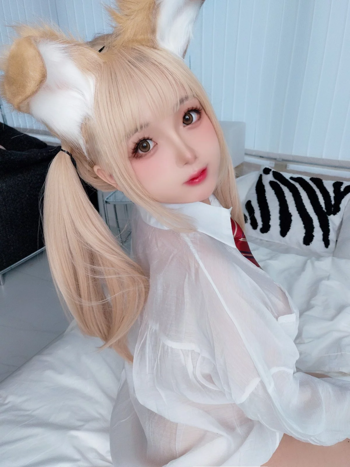 Cosplay美女日奈娇衬衫小狗主题性感白色薄透衬衫半脱露豪乳遮点惹火诱惑写真160P