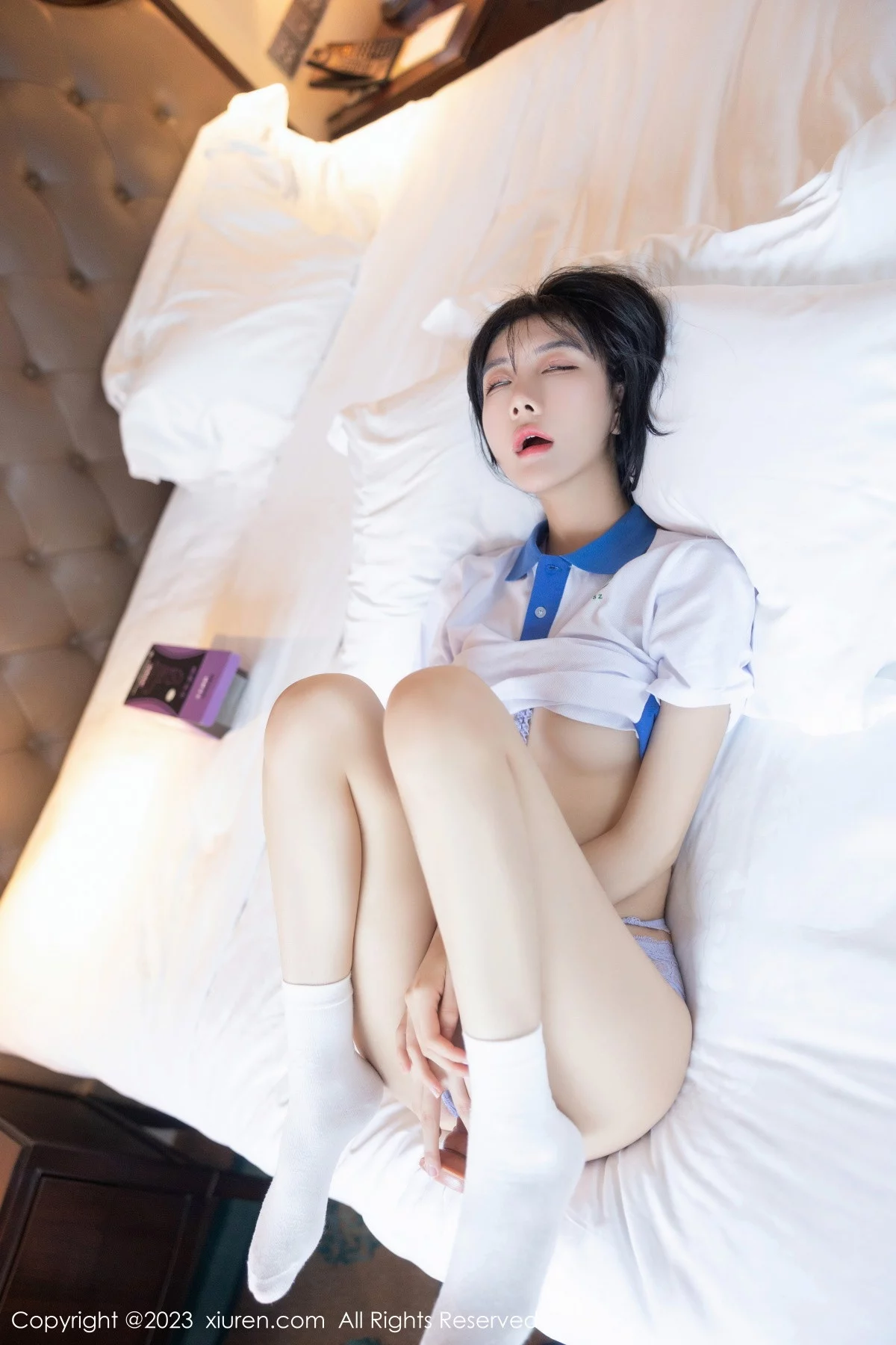XiuRen第7085期_模特幼幼性感学妹装扮半脱露蕾丝内衣秀完美身材迷人诱惑写真102P
