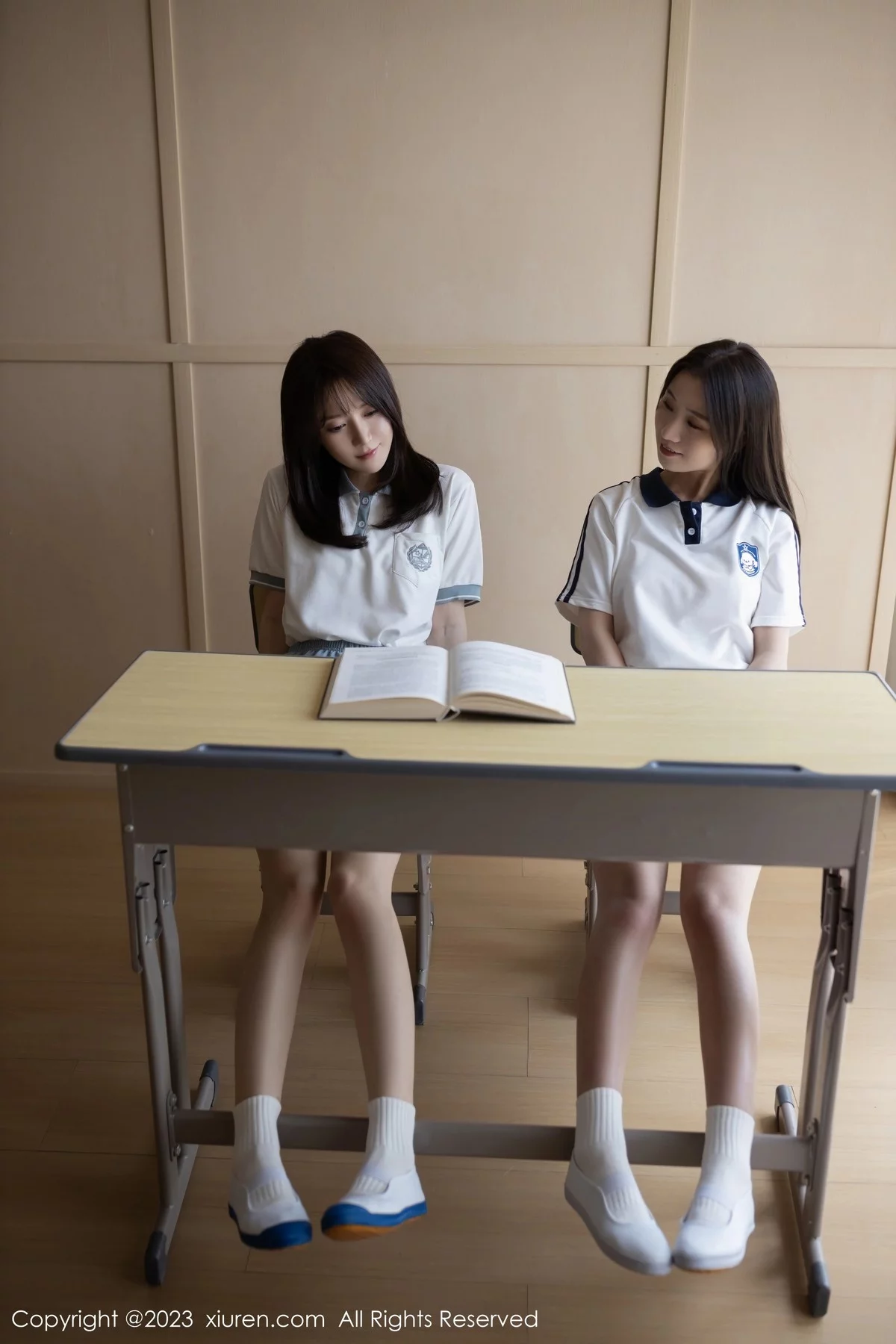 XiuRen第6962期_模特鱼子酱Fish＆杏子Yada性感运动装系列秀完美身材诱惑写真81P