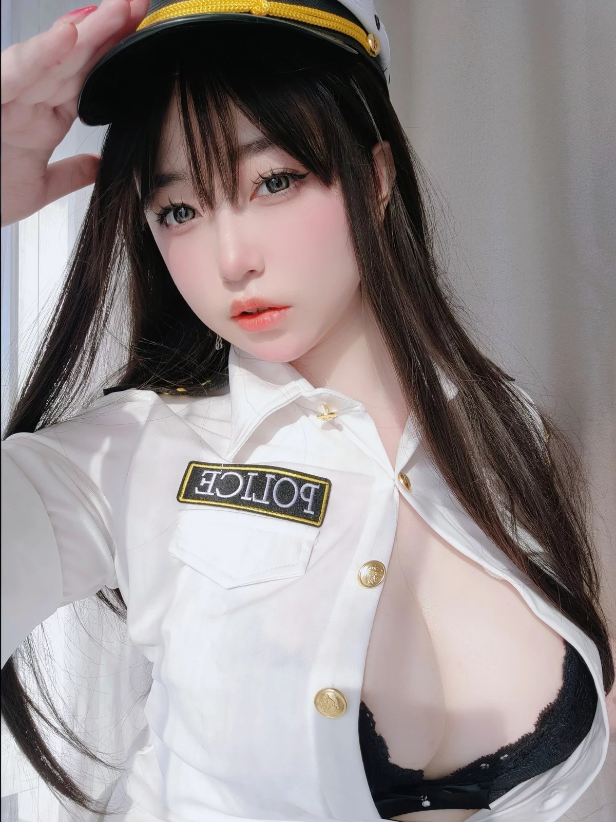 Coser妹子女主K新任部下主题性感黑色蕾丝内衣配超薄无内黑丝秀翘臀诱惑写真103P
