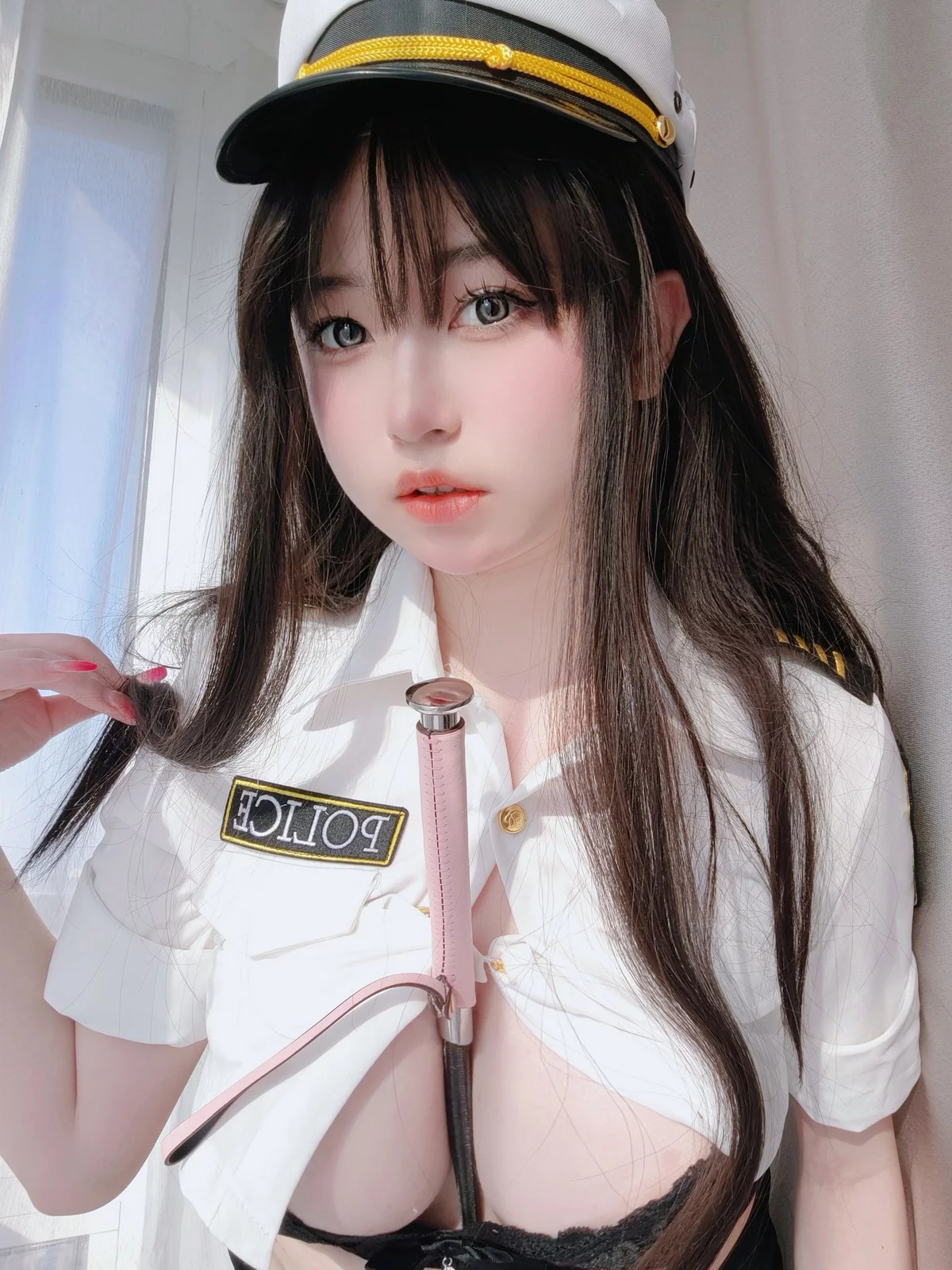 Coser妹子女主K新任部下主题性感黑色蕾丝内衣配超薄无内黑丝秀翘臀诱惑写真103P