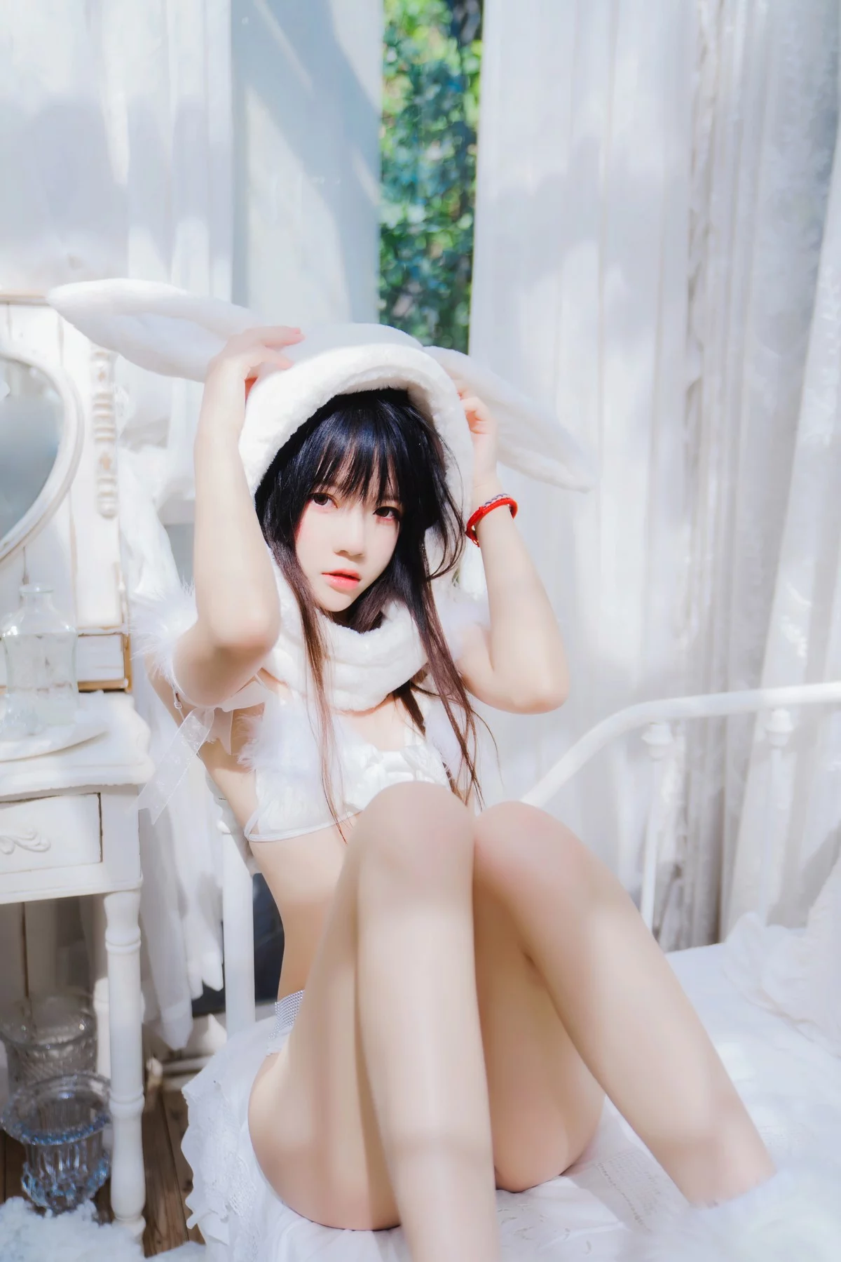 网络美女桜桃喵小白兔01主题性感兔子装扮白色内衣秀完美身材迷人诱惑写真48P