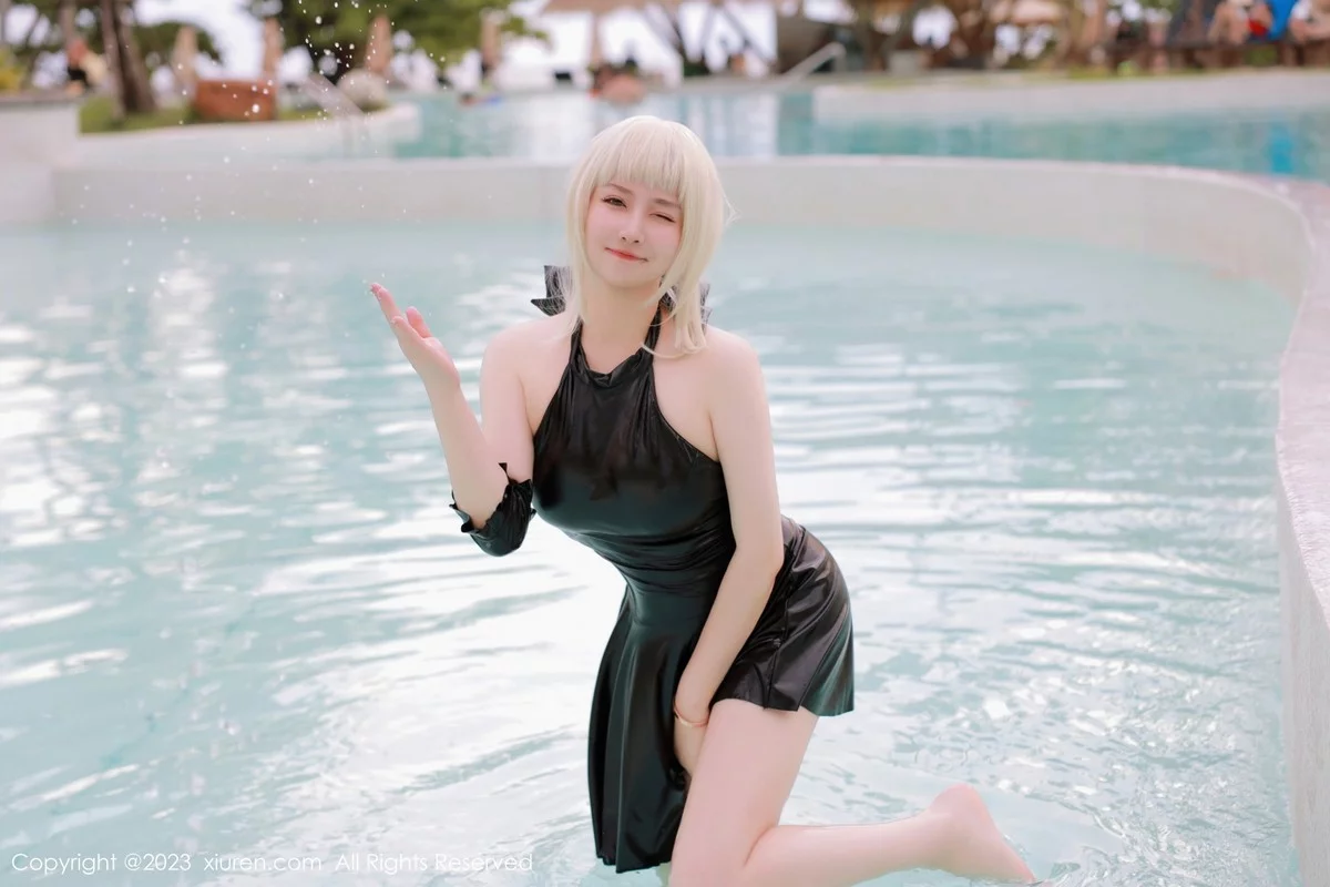 XiuRen第6984期_模特养乐多DoDo性感黑色Cosplay装扮秀丰满身材惹火诱惑写真75P
