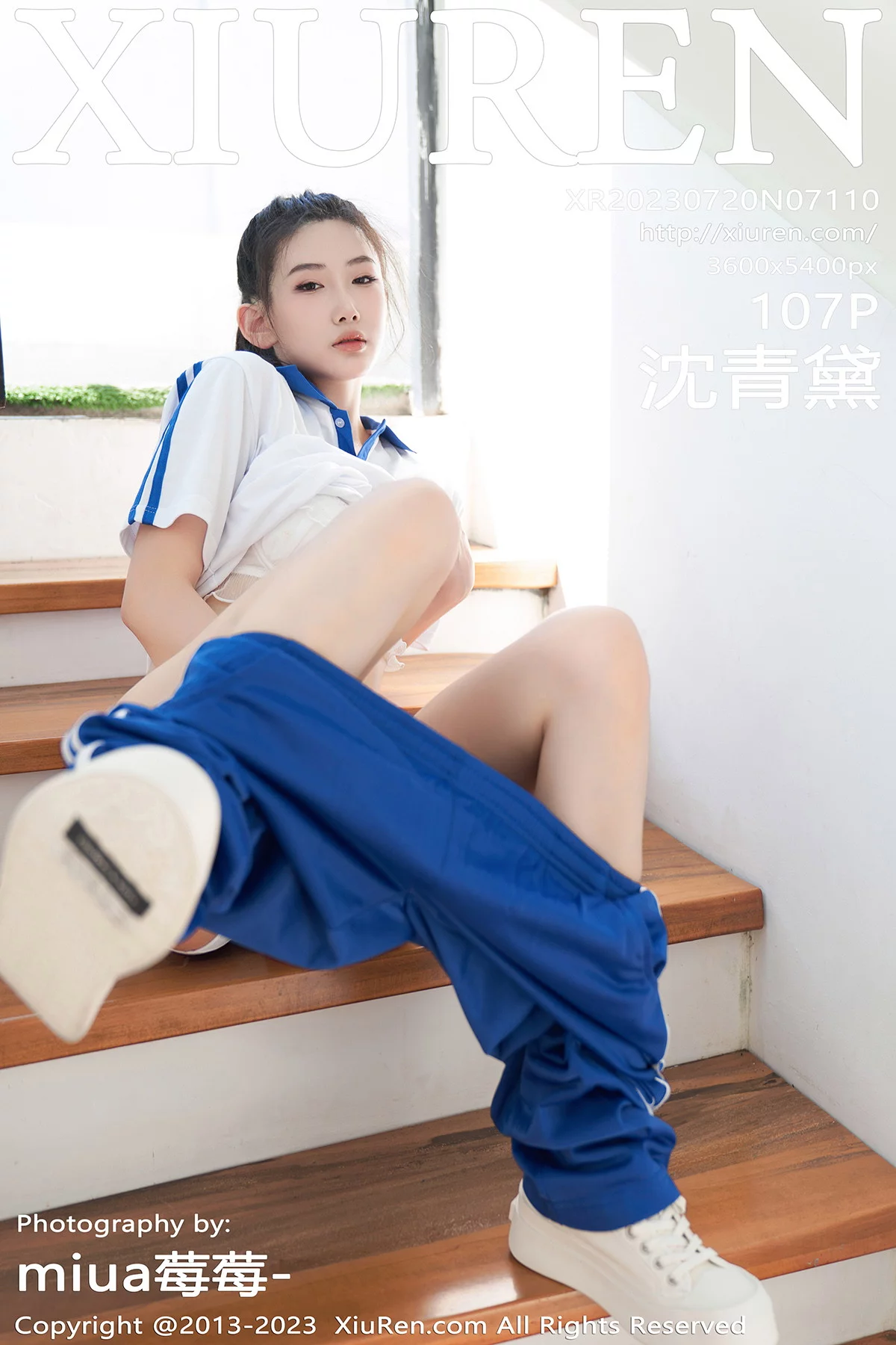 XiuRen第7110期_模特沈青黛脱性感学生制服露白色蕾丝内衣秀完美身材诱惑写真107P