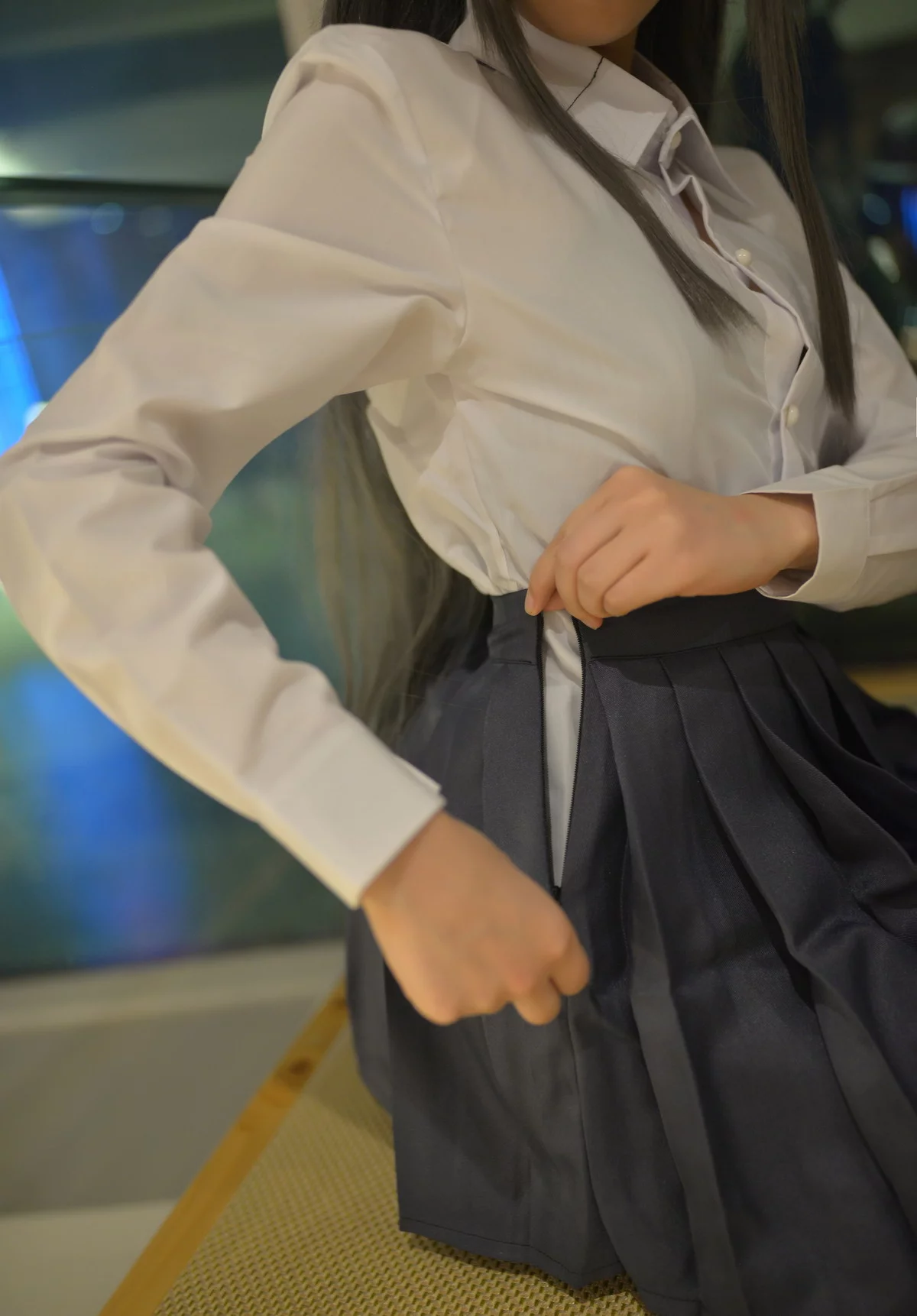 Coser小姐姐雪琪SAMA麻衣制服兔女郎主题性感百褶裙下超薄黑丝秀美腿诱惑写真58P