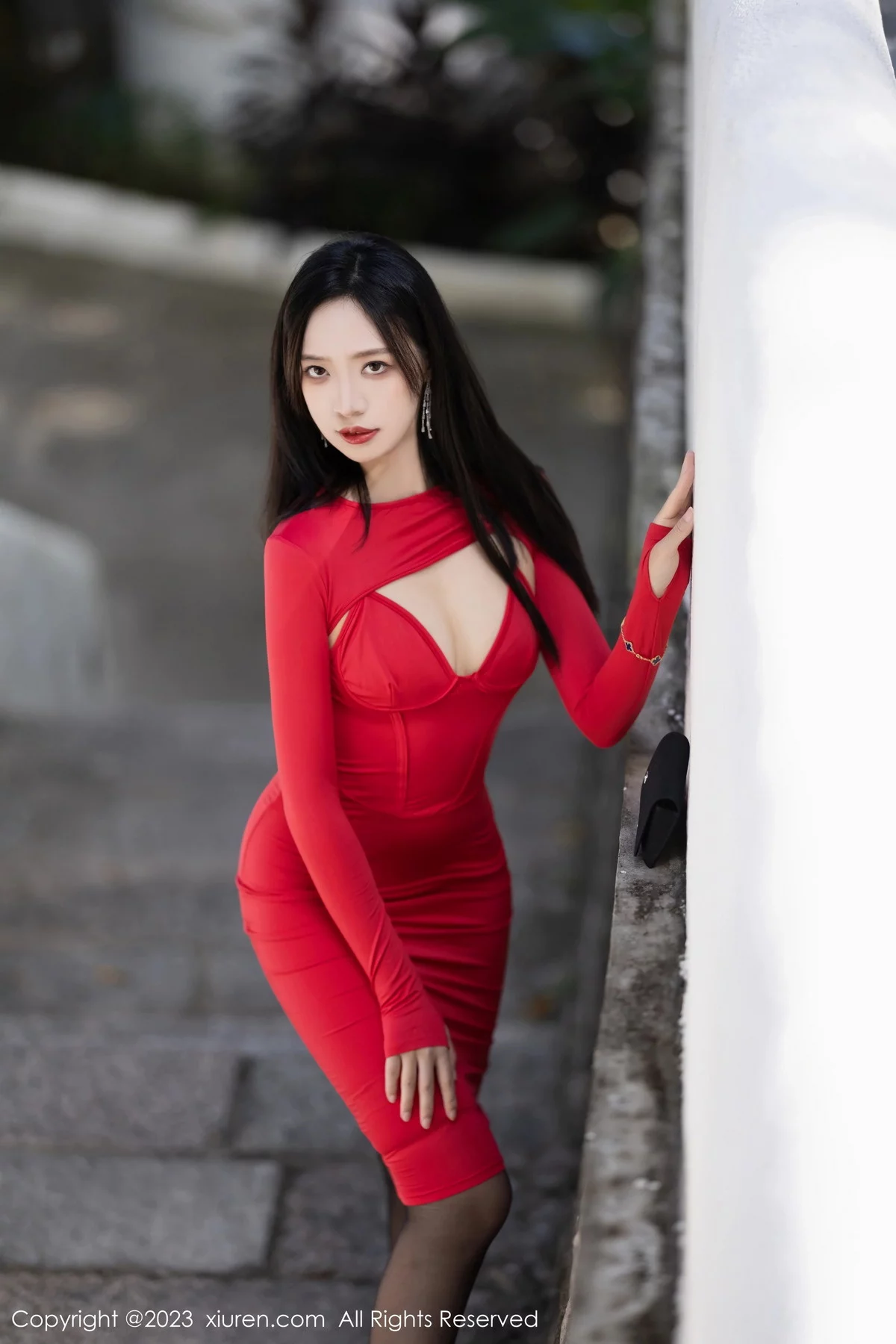 XiuRen第7194期_模特郑颖姗Bev红色连衣短裙露红色蕾丝内衣配黑丝吊袜诱惑写真83P