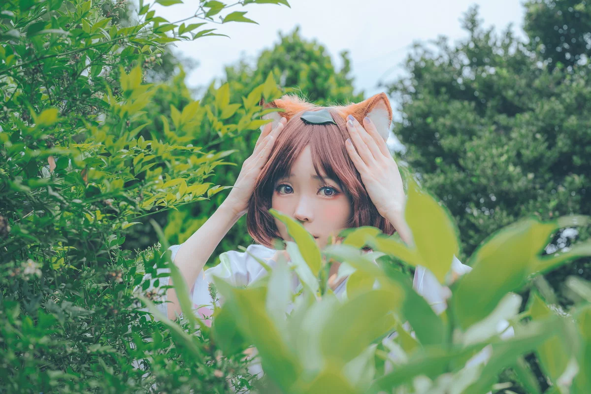 Coser妹子Ely_eee-7月合集主题性感白洋裝狐少女+日系浴衣秀曼妙身姿诱惑写真139P