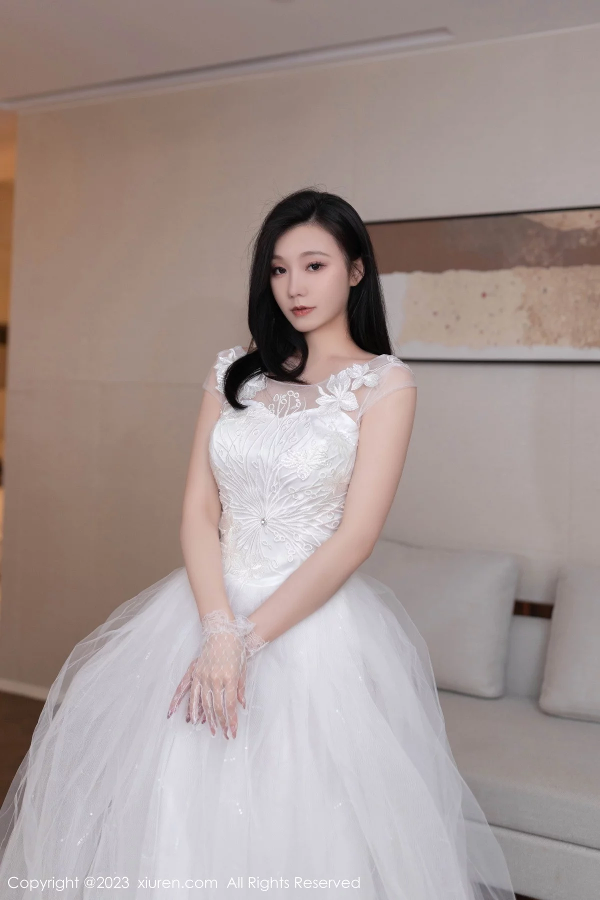 XiuRen第7201期_模特安然anran私房脱性感白色婚纱长裙秀惹火身材撩人诱惑写真79P