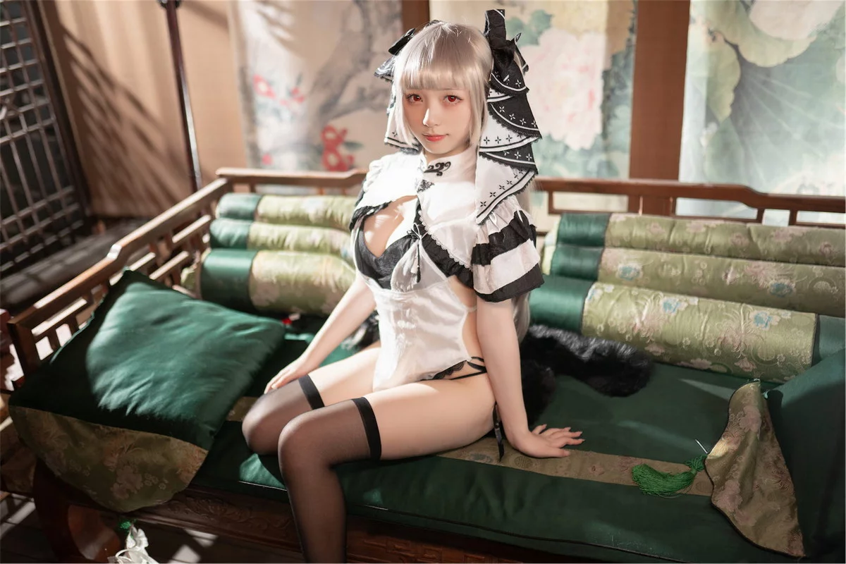 网络美女花铃可畏旗袍主题性感黑白高开旗袍配黑丝袜秀翘臀美腿迷人诱惑写真83P