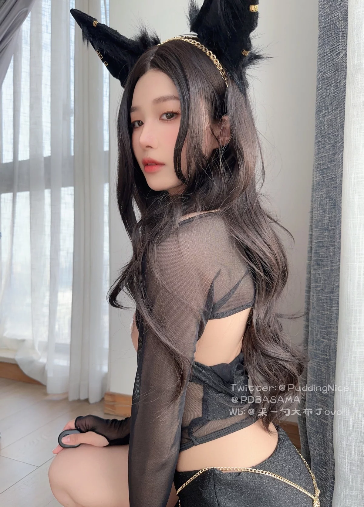 Coser美女布丁大法黑摩拿铁主题私房性感黑色薄纱情趣服饰秀豪乳翘臀诱惑写真61P