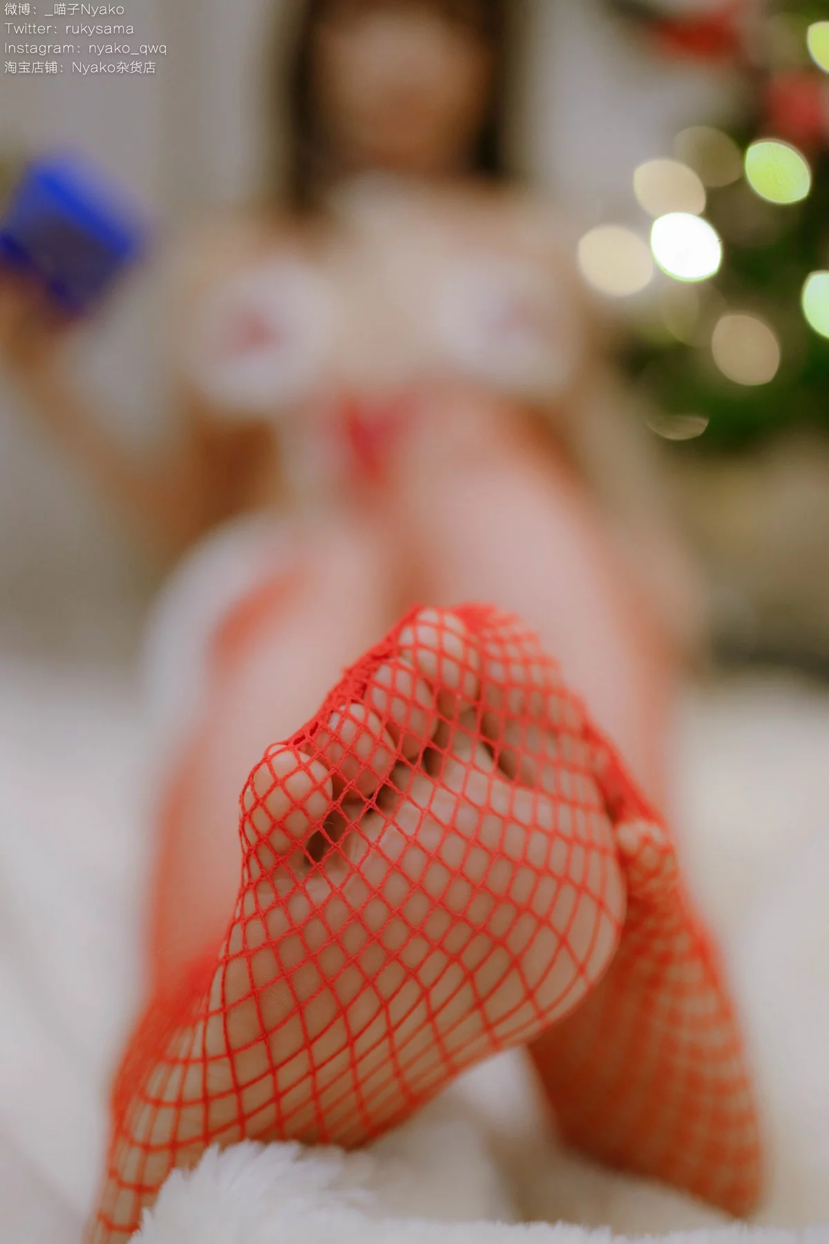 网络美女Nyako喵子Christmas Bunny主题兔女郎装扮红色皮质内衣秀豪乳诱惑写真154P
