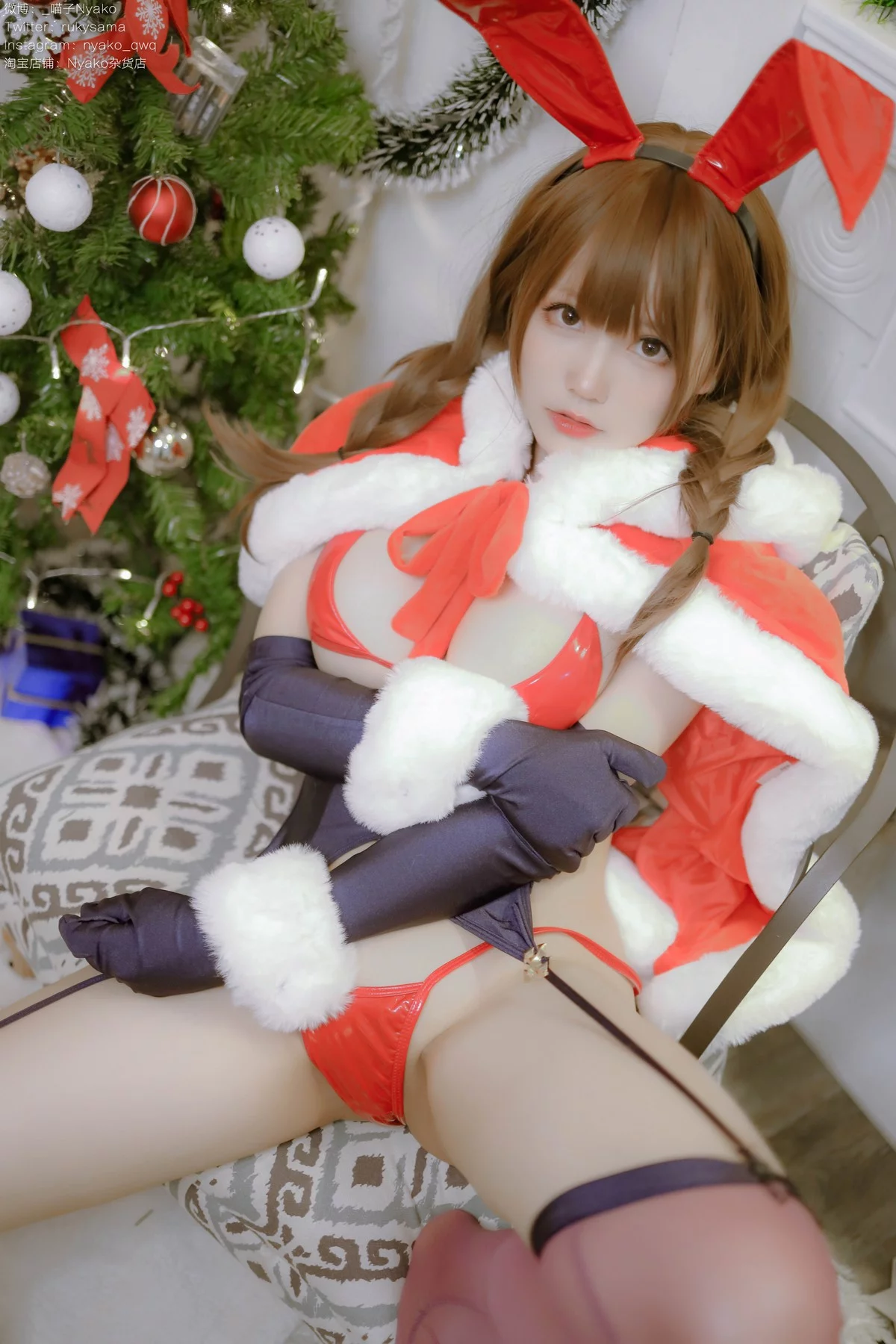 网络美女Nyako喵子Christmas Bunny主题兔女郎装扮红色皮质内衣秀豪乳诱惑写真154P