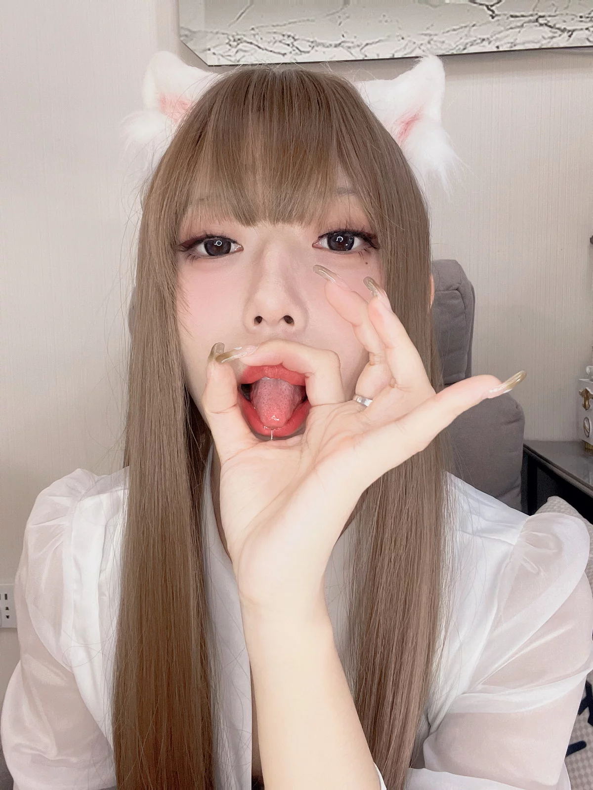 动漫博主Money冷冷OL妖精的尾巴主题黑色蕾丝内衣配红丝吊袜秀翘臀诱惑写真73P