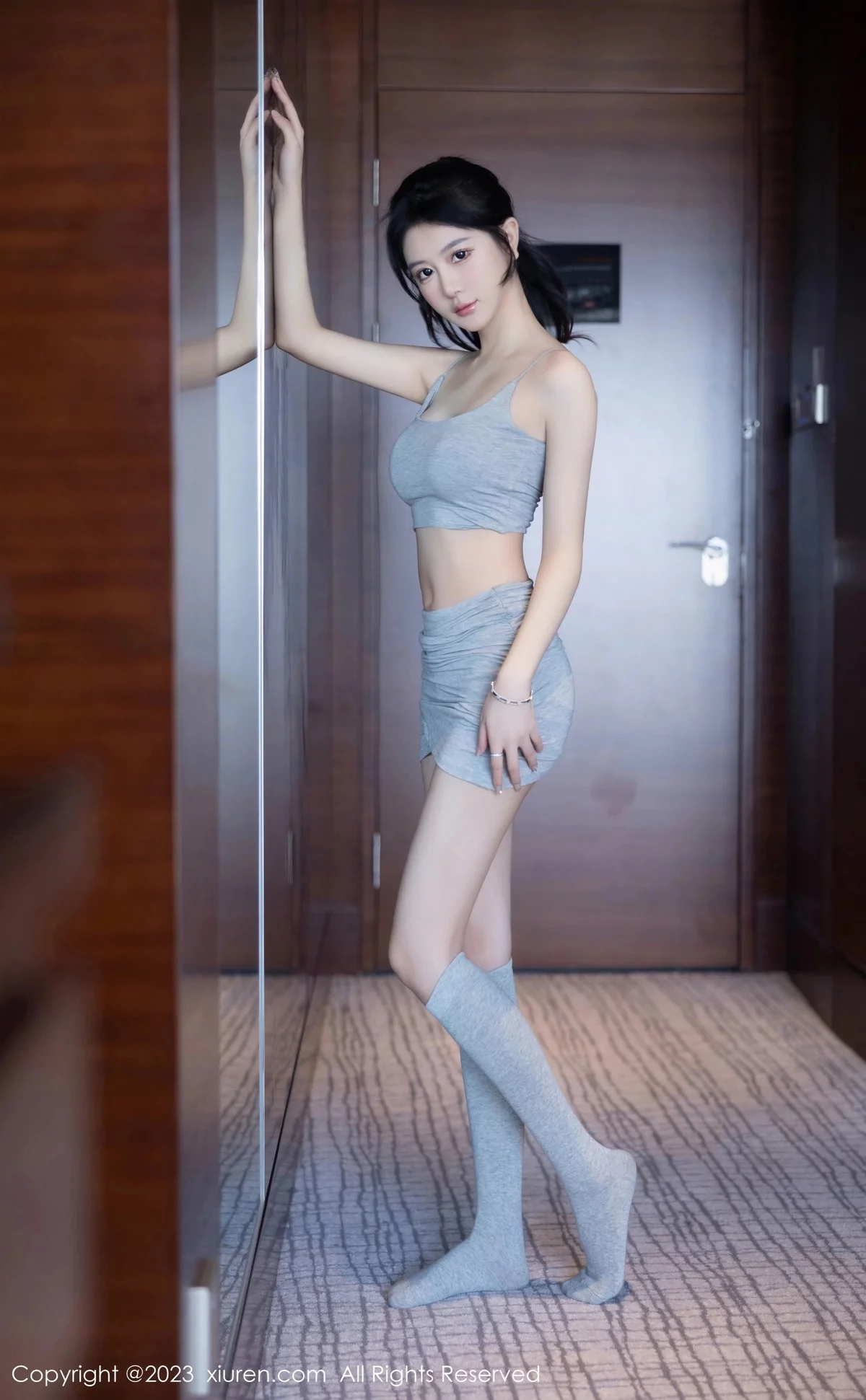XiuRen第7258期_模特合集女神幼幼双人性感紧身瑜伽运动装秀完美身材诱惑写真114P