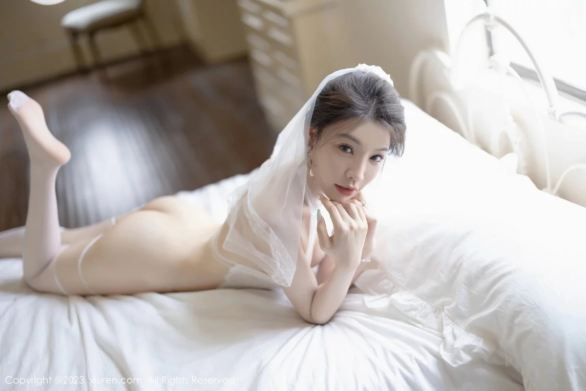 XiuRen第7155期_模特徐莉芝Booty白色吊带裙+白色蕾丝薄纱秀惹火身材诱惑写真90P