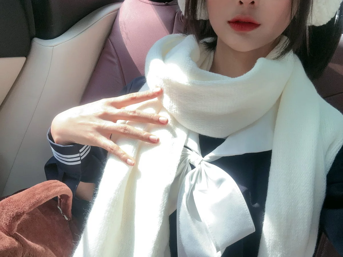 动漫博主蠢沫沫朋友圈自拍主题私房性感多套服饰系列秀丰满身材诱惑写真66P