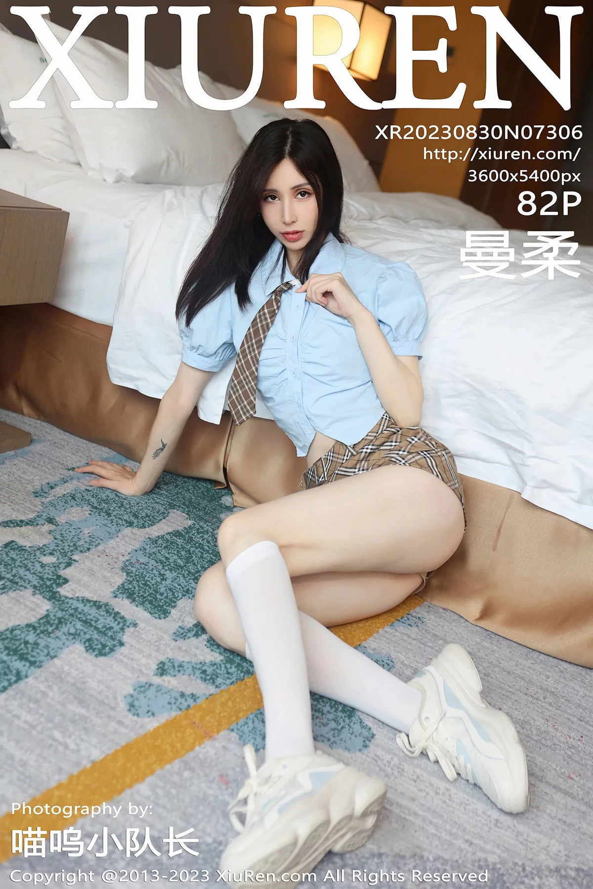 XiuRen第7306期_模特曼柔脱淡蓝上衣露性感蓝色蕾丝内衣配白丝袜迷人诱惑写真82P