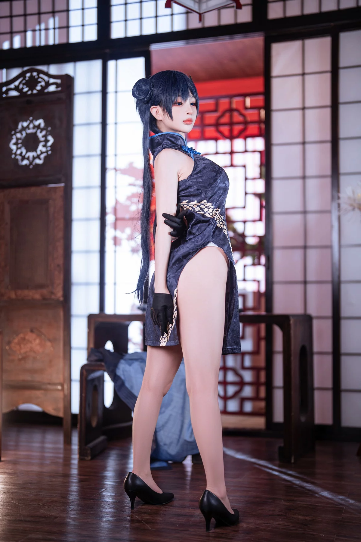 网络美女桜井宁宁失眠冲剂妃咲主题性感黑色高开旗袍秀翘臀美腿迷人诱惑写真40P