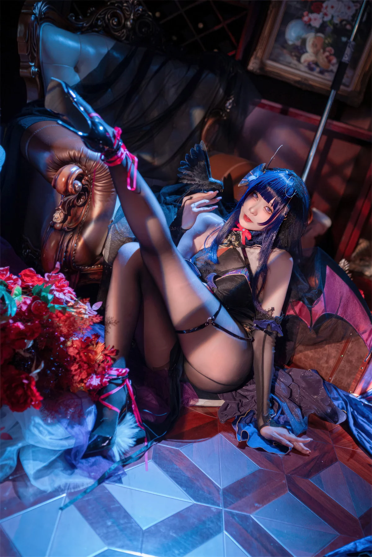 动漫博主安食Ajiki雷电将军魅魔主题性感黑色礼服配超薄黑丝秀美腿诱惑写真35P