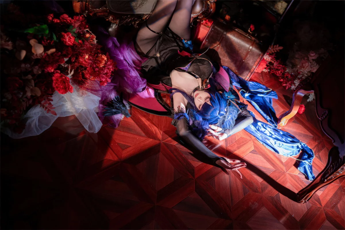 动漫博主安食Ajiki雷电将军魅魔主题性感黑色礼服配超薄黑丝秀美腿诱惑写真35P