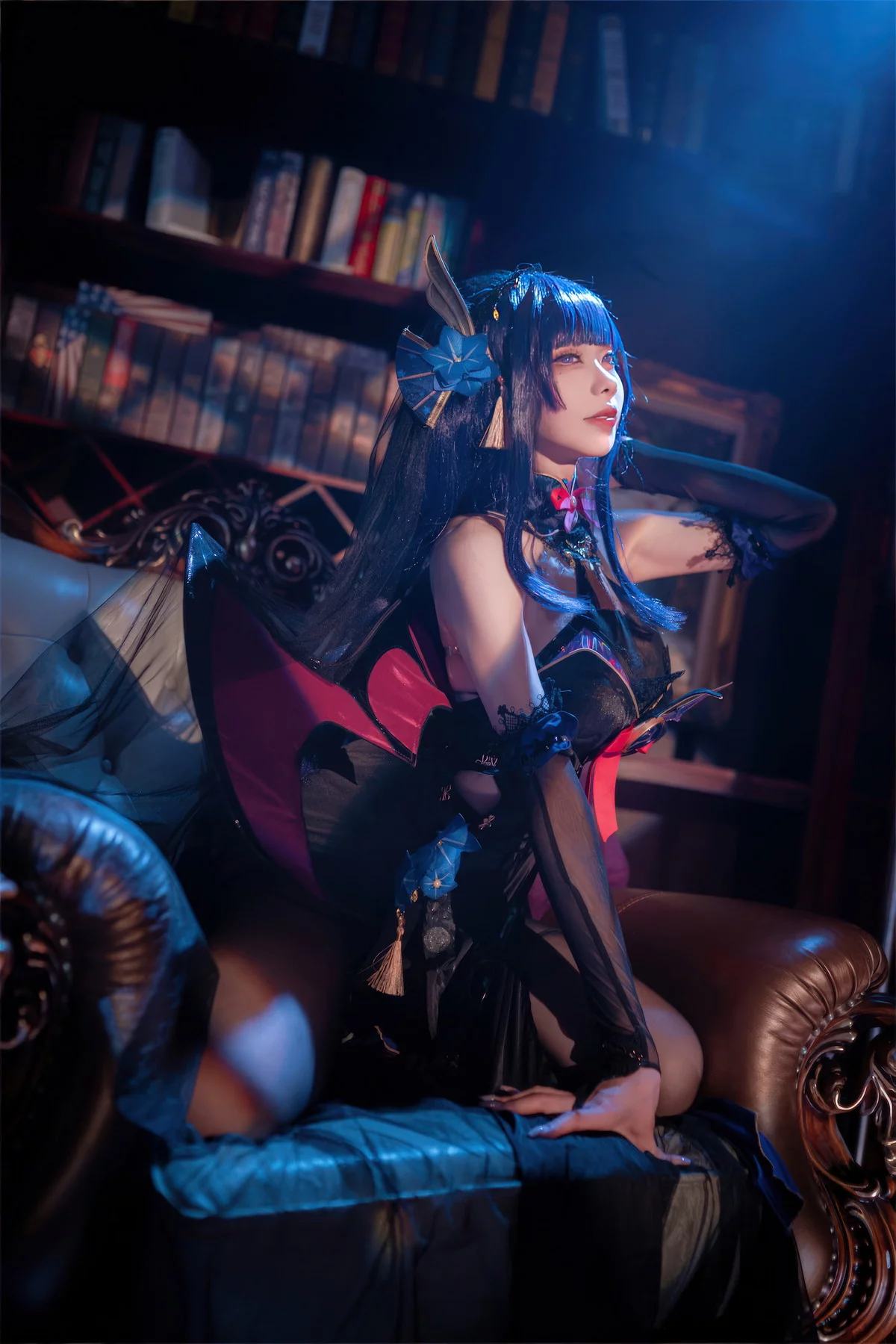 动漫博主安食Ajiki雷电将军魅魔主题性感黑色礼服配超薄黑丝秀美腿诱惑写真35P