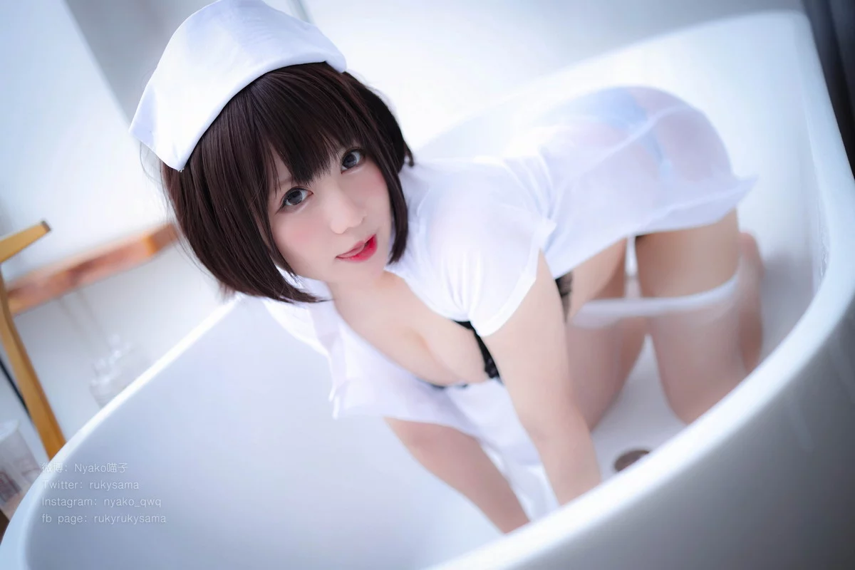 网络美女Nyako喵子护士服主题性感白色护士服配超薄黑丝露黑色内衣诱惑写真155P