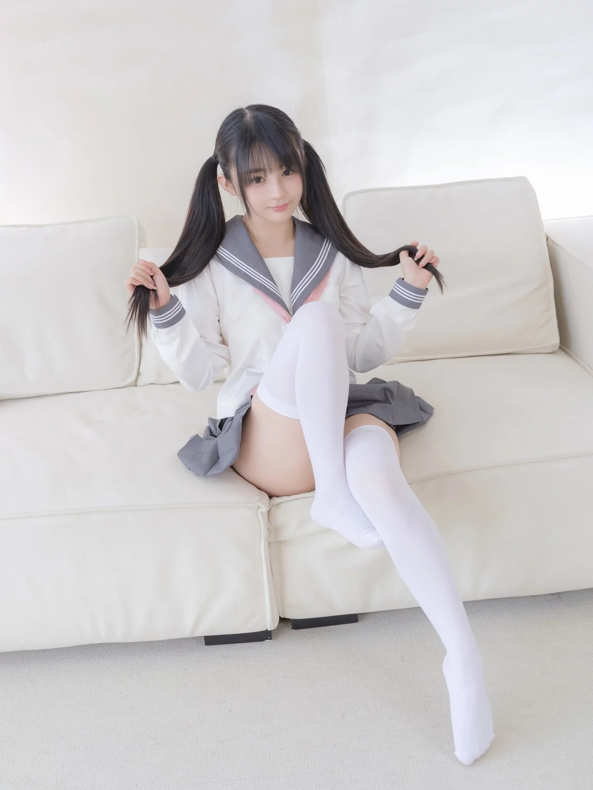 网络美女桜井宁宁白丝JK主题性感JK制服半脱露白丝袜秀翘臀美腿迷人诱惑写真85P