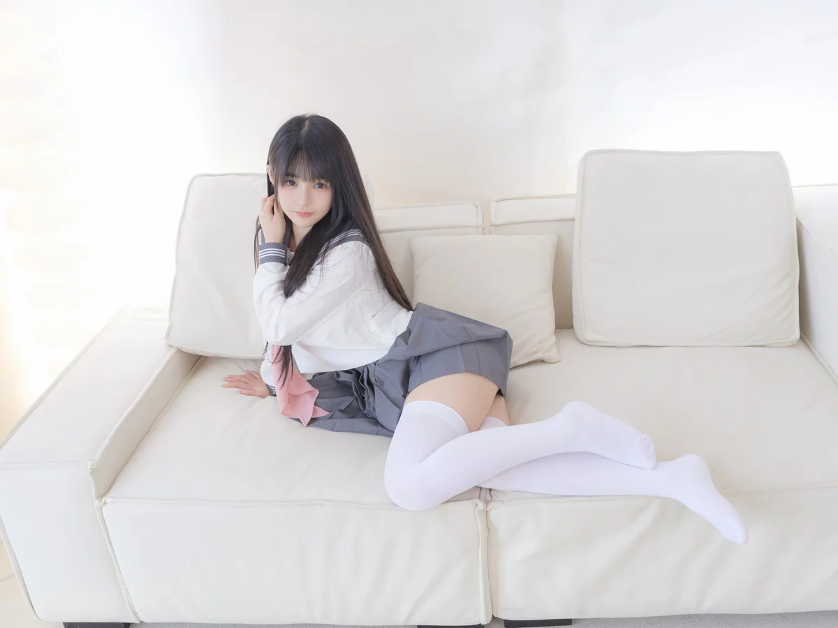 网络美女桜井宁宁白丝JK主题性感JK制服半脱露白丝袜秀翘臀美腿迷人诱惑写真85P