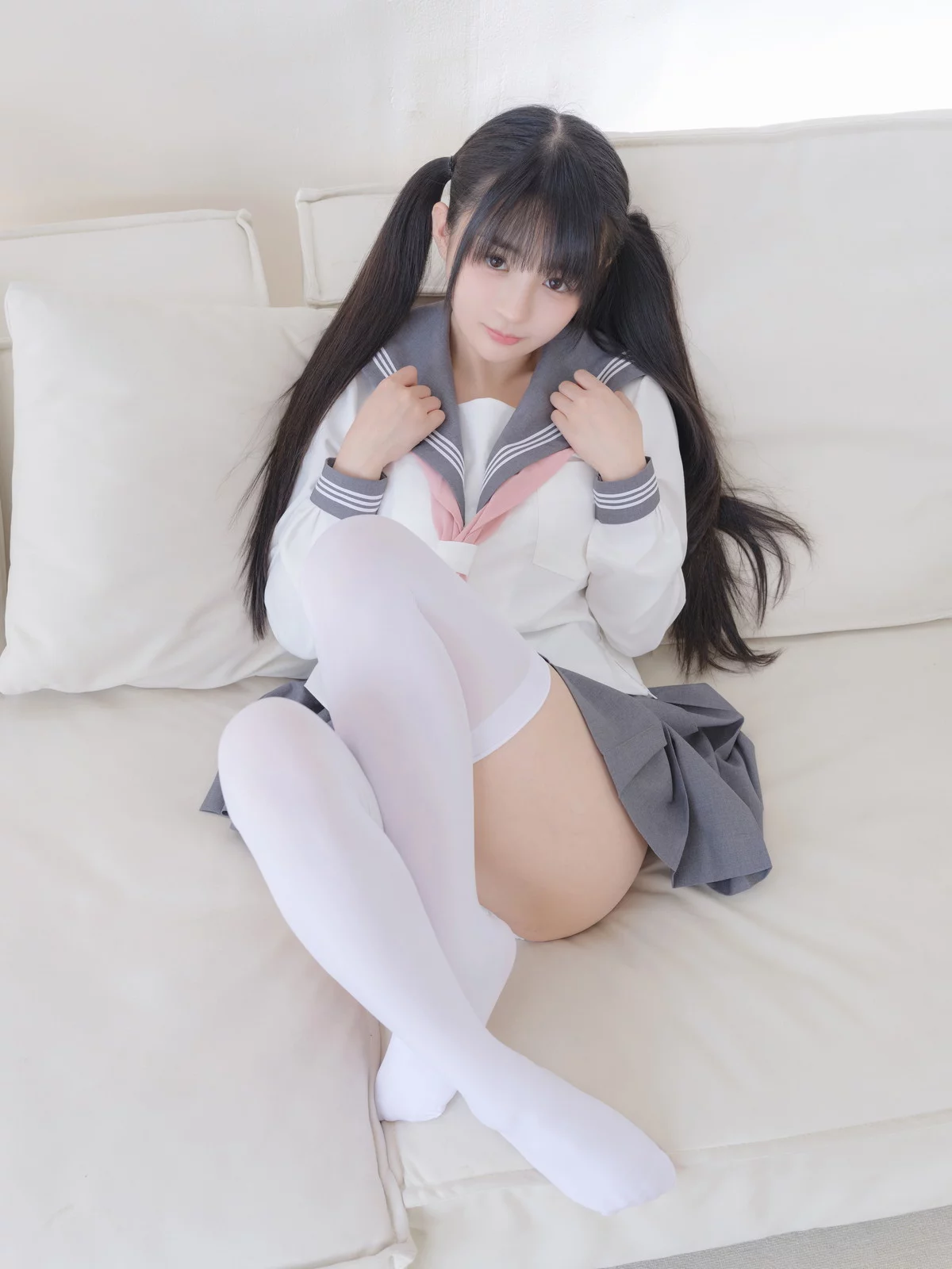 网络美女桜井宁宁白丝JK主题性感JK制服半脱露白丝袜秀翘臀美腿迷人诱惑写真85P