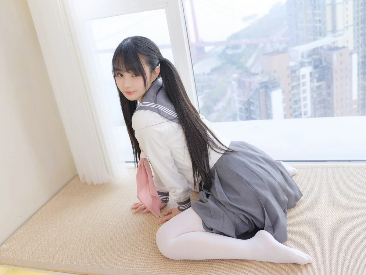 网络美女桜井宁宁白丝JK主题性感JK制服半脱露白丝袜秀翘臀美腿迷人诱惑写真85P