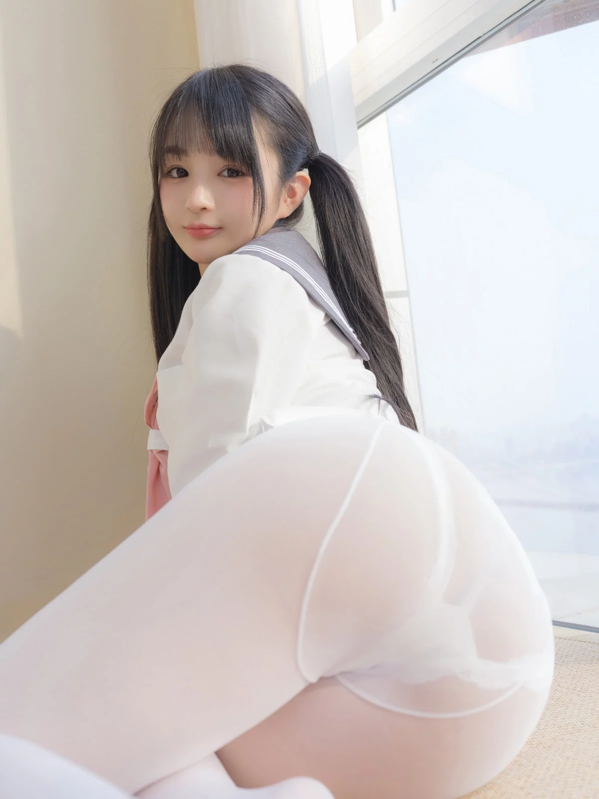 网络美女桜井宁宁白丝JK主题性感JK制服半脱露白丝袜秀翘臀美腿迷人诱惑写真85P